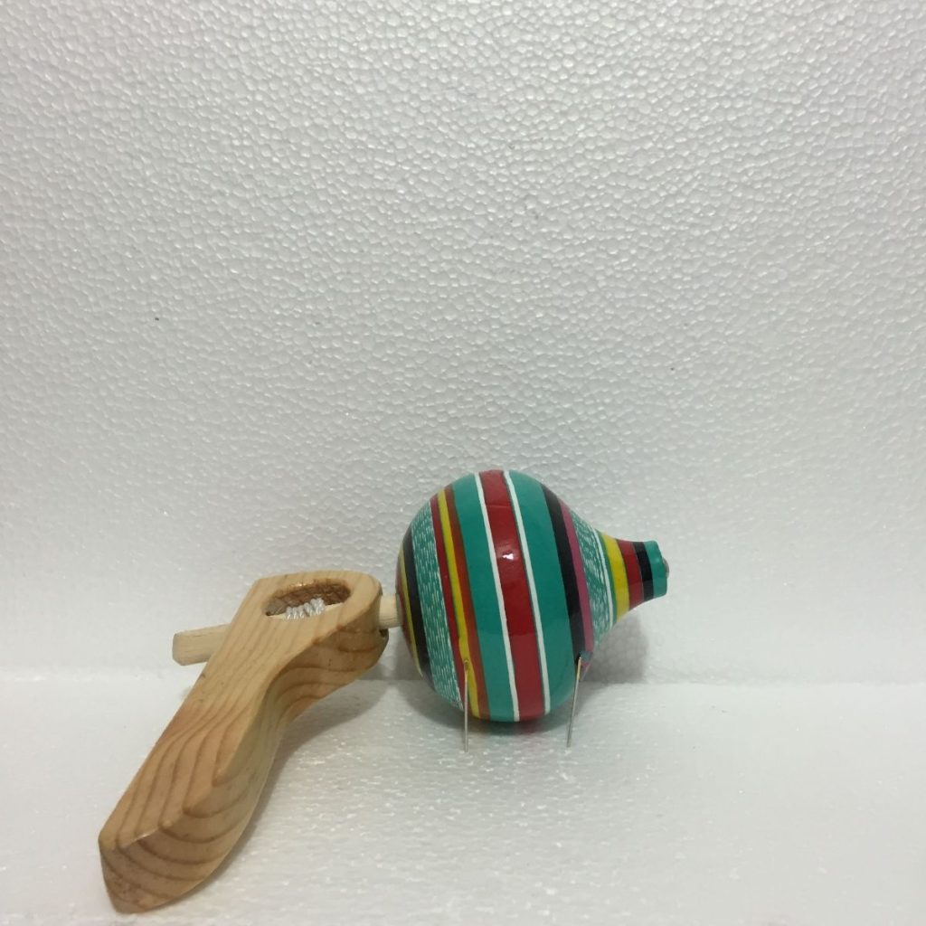 Trompo Artesanal De Madera al mayoreo — Imagen 3