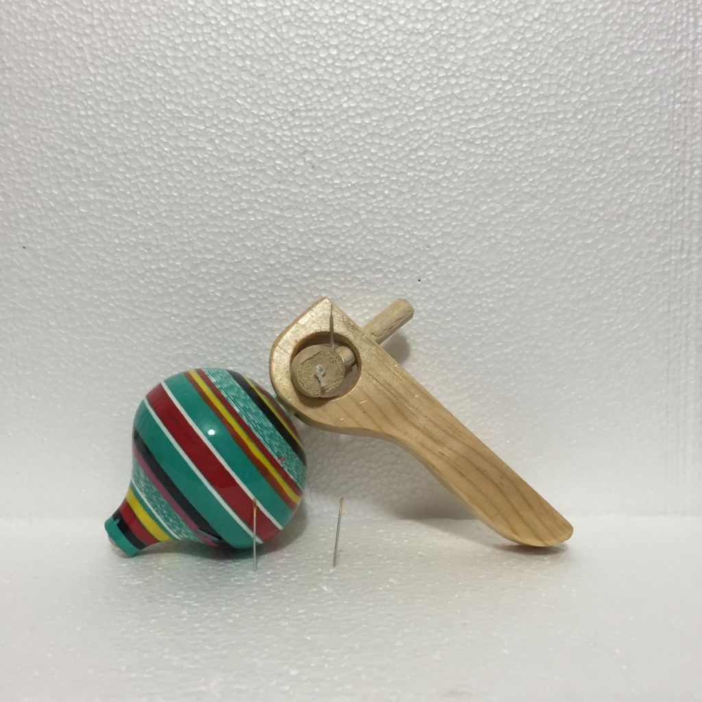 Trompo Artesanal De Madera al mayoreo — Imagen 4