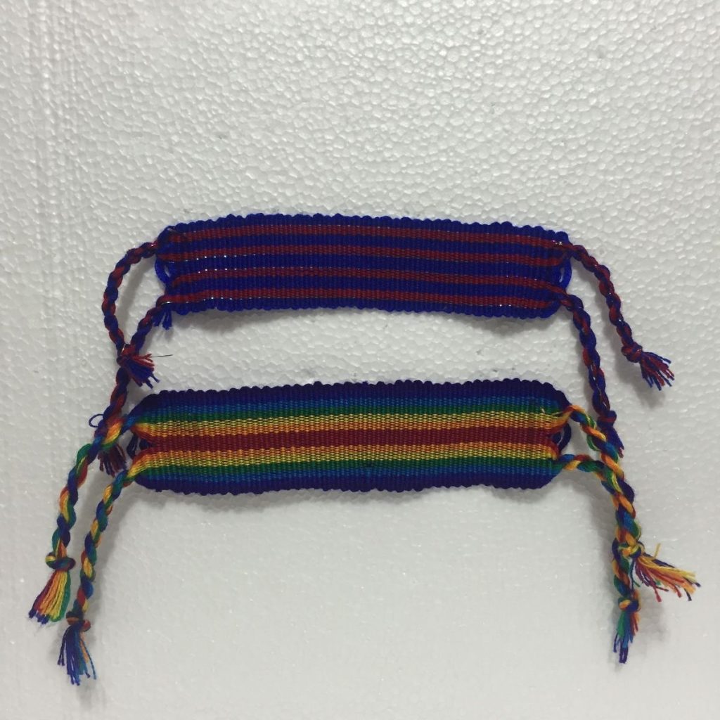 Pulsera artesanal de tela al mayoreo — Imagen 2